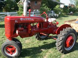 Farmall Row Crop Tractor